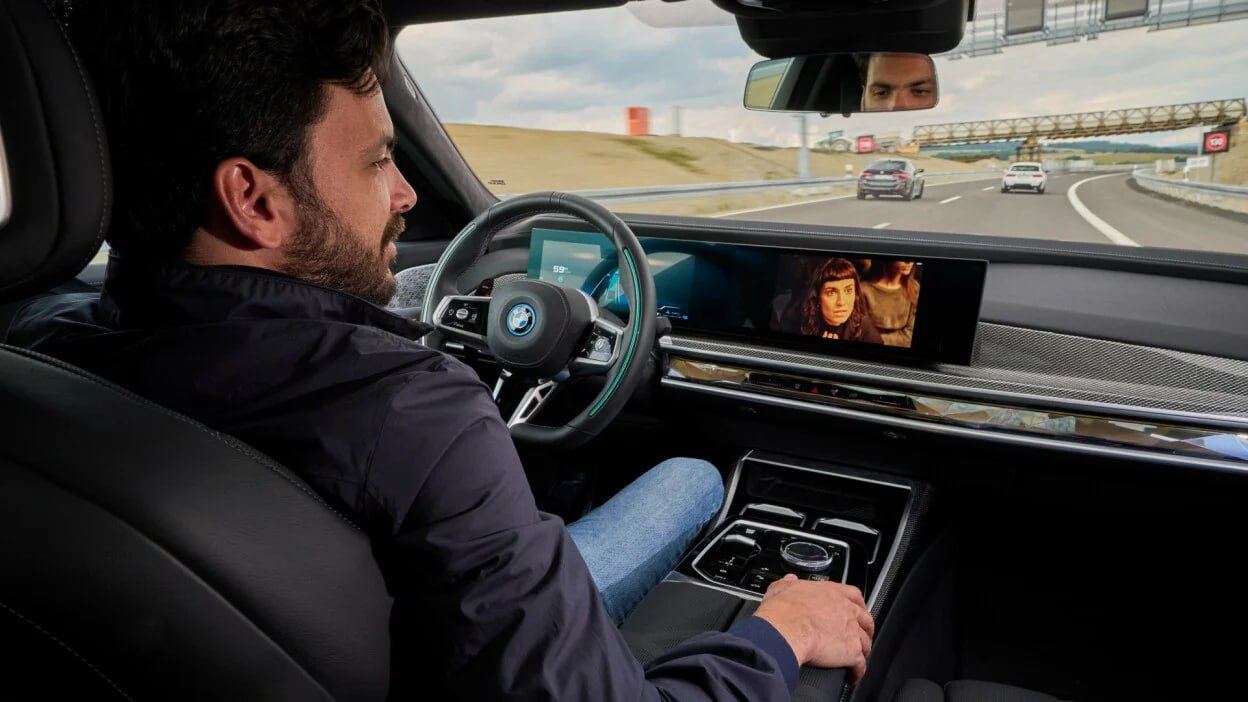 За €6 тыс. BMW подключит владельцам BMW 7 серии автопилот | Все про автомобили