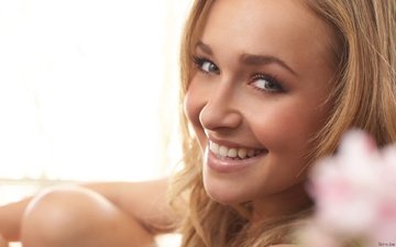 Улыбайтесь чаще | Техника общения