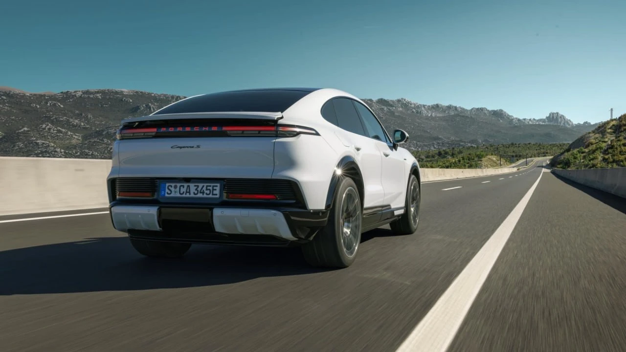 Porsche показали новый Cayenne Turbo Coupé Electric — это заявка на один из с | Все про автомобили