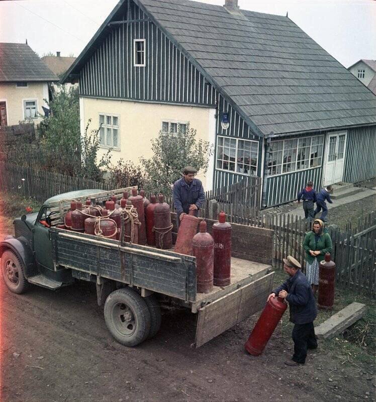 Доставка газа на село (1960 год) | История без цензуры
