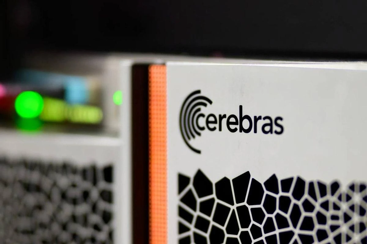Производитель чипов Cerebras привлёк $5,55 млрд в ходе IPO — размещение пока | Мир инвестиций