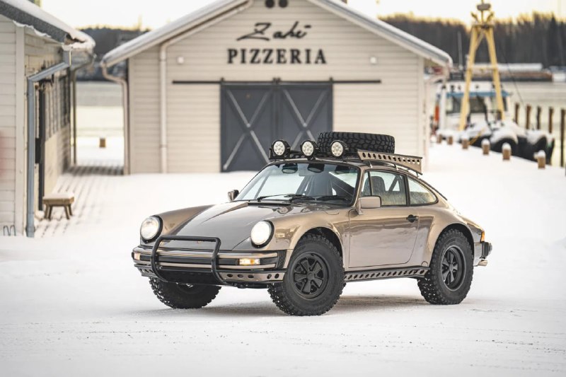 На аукцион выставили редкий Porsche 911 Safari — внедорожную версию классики | Бизнес наизнанку