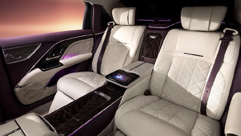 Китайцы сделали свой Rolls-Royce — в Россию официально привезут ультралюксовы | Бизнес наизнанку