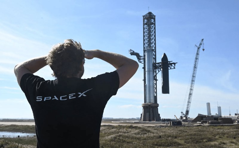 Илон Маск сообщил, что SpaceX покупает xAI, которая также владеет соцсетью X | Бизнес наизнанку