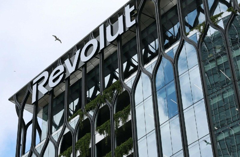 Финтех-сервис Revolut подал заявку на банковскую лицензию в США — это станет | Бизнес наизнанку