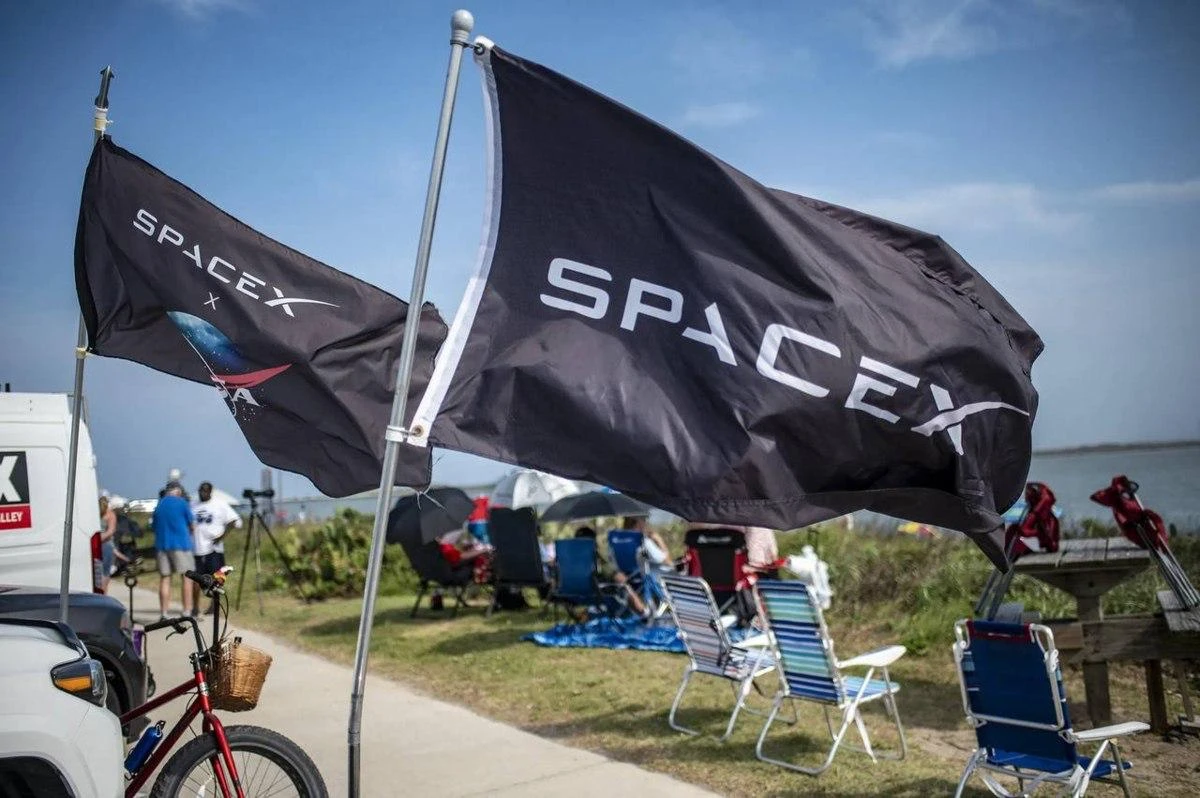 SpaceX заключила с Cursor соглашение о сотрудничестве — оно включает опцион н | Бизнес наизнанку