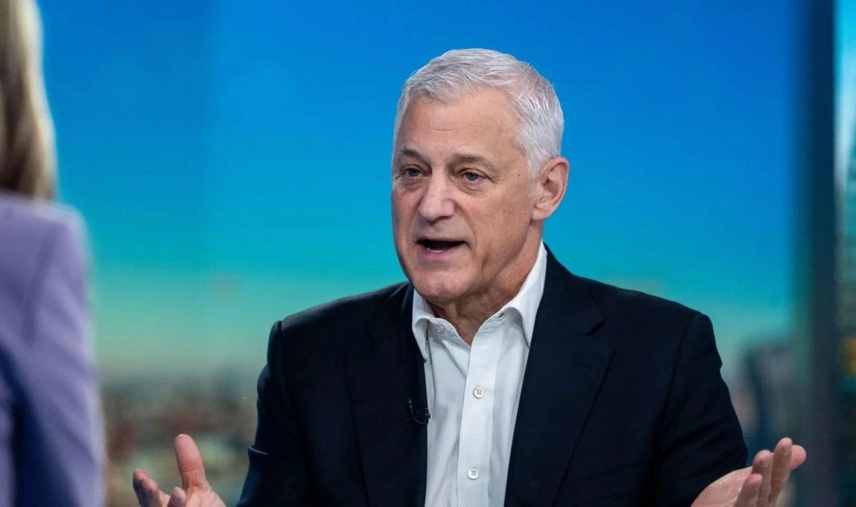 На неделе британский банк Standard Chartered анонсировал увольнение более 700 | Бизнес наизнанку