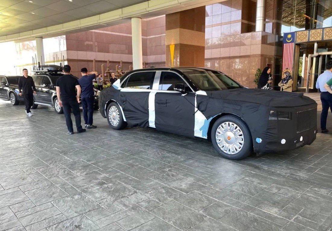 Автомобили кортежа Си Цзиньпина заметили в Индии под специальными чехлами. Те... | Новости  / BWeek News