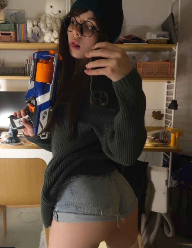 Моделька kovicki 😳 | Молодые девушки