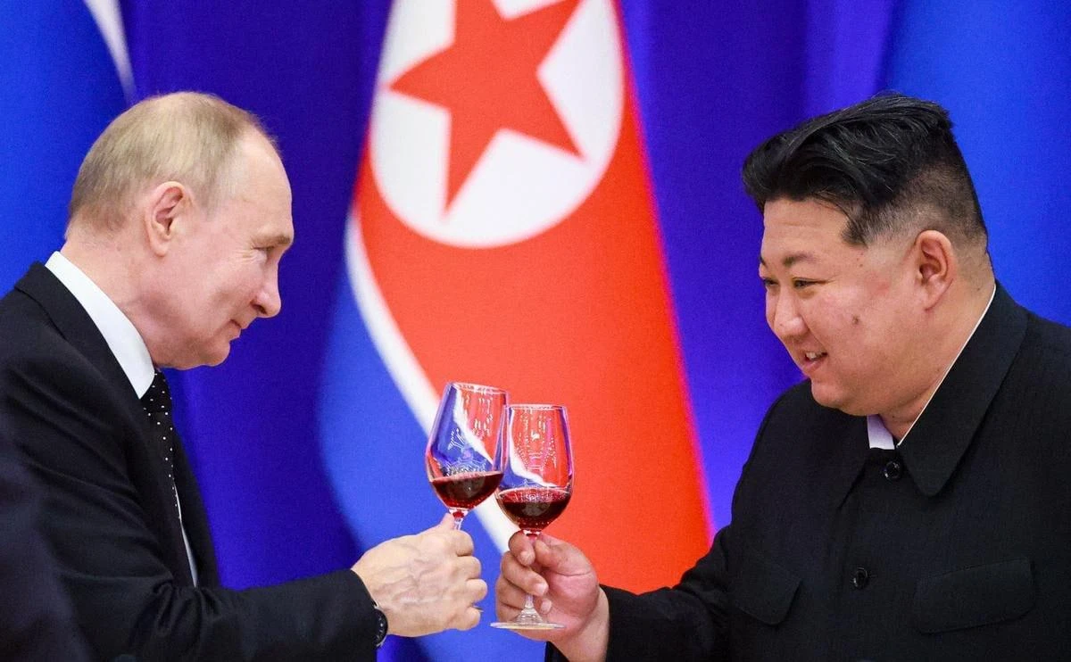 Ким Чен Ын, по оценке Bloomberg, накопил около $22 млрд с 2022 года. За после | Про Политику