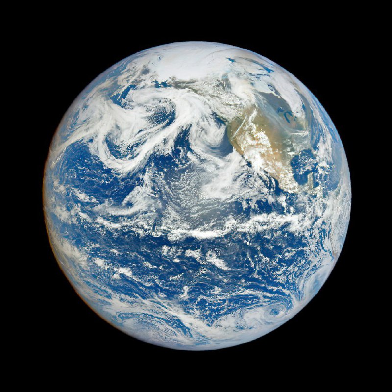 Как выглядела Земля со спутника DSCOVR 1 июня 2025 года 🌍 | Про космос
