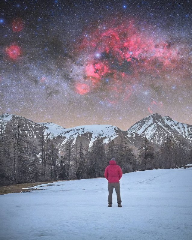 🌌🏞️ Созвездие Лебедя и окружающие туманности на фоне Альпийских гор! | Про космос