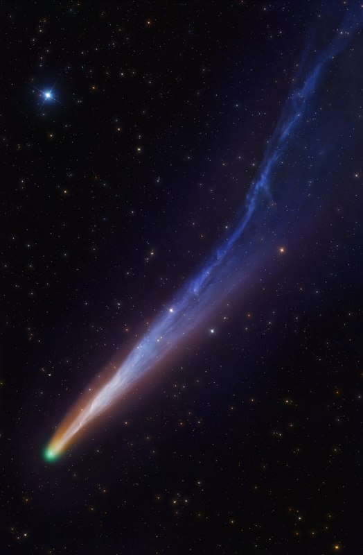 Комета Леммон с красивым газопылевым хвостом ☄️ | Про космос