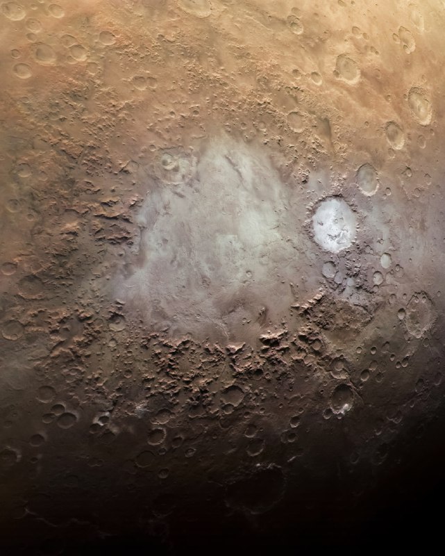 Детали поверхности Марса на снимках с аппарата «Mars Express» 🌌 | Про космос