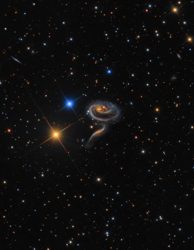 Arp 273 — это две галактики, которые находятся на расстоянии 300 миллионов св | Про космос