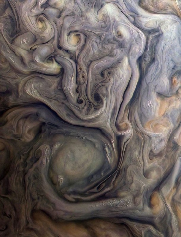 Одно из самых детальных изображений Юпитера было сделано аппаратом NASA Juno | Про космос