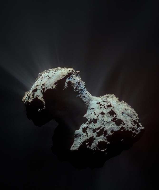☄️ Зонд Rosetta сделал замечательный снимок кометы Чурюмова-Герасименко с рас | Про космос