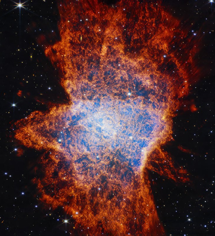 Планетарная туманность NGC 6072 обладает необычной формой с множеством потоко | Про космос